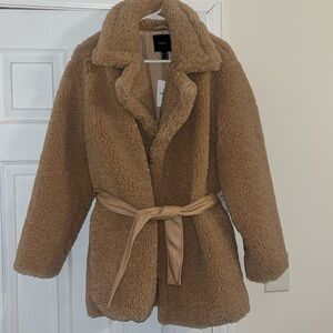 Forever 21 Tan Teddy Coat with Tie Waist Belt Size M NWT